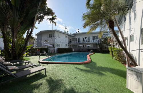 Bay Harbor Boutique Vacation Rental - Photo 28