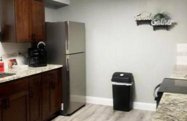 4 Bed 3 Bath House, Spacious, Smart TVs in all rooms, Whole house to yourself - Foto 16