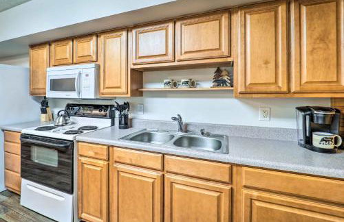 Mountain Retreat Less Than 4 Mi to Downtown Boone! - Foto 12