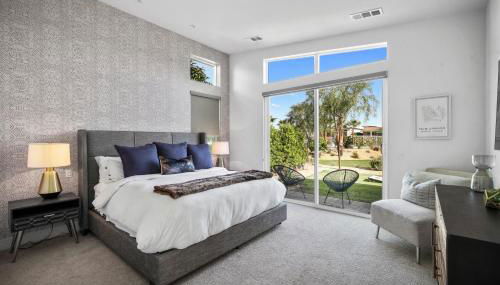 1 mi from Tennis Garden - Corn hole - Pool Access - Foto 5