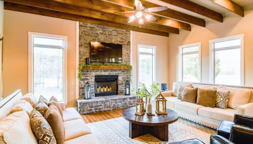 Paradise Point - 4BR Lakefront Haven Dock, Kayaks, & Cozy Firepit - Foto 3