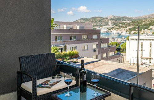 Gorgeous Dubrovnik sea view apartment with free parking - Photo 58