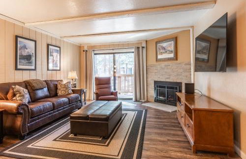 Summit Forester #47 BLDG.2 Bedrm / 2 bath Ski in Ski Out! Steps to Chair 15 at Little Eagle Lodge! - Foto 2