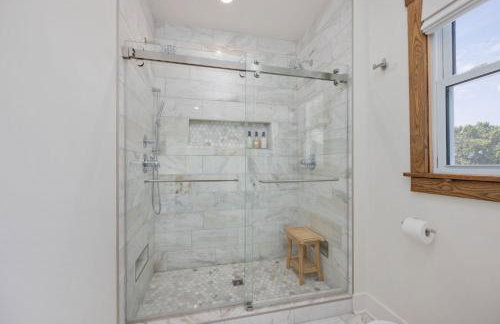 27 South - Large Lux Retreat With Hot Tub & Gameroom - Foto 47