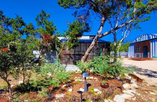 Hill Country Hangar with hottub, 7 minutes from the river and lake - Foto 46