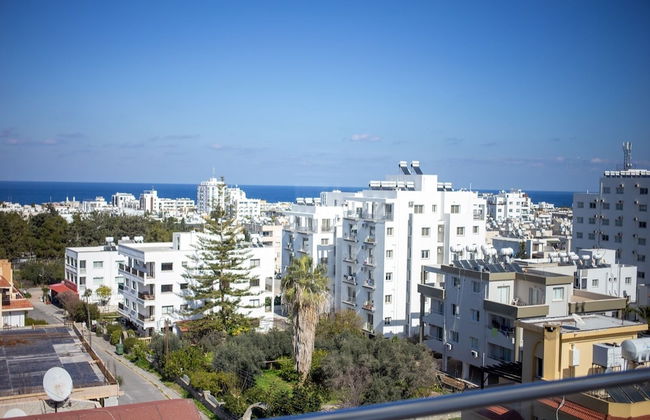Immaculate 2-bed Penthouse in Kyrenia - Foto 16