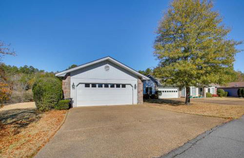 Lake Balboa Access Home with Dock and Yard - Foto 2