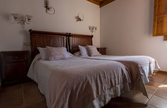 Chalet in Toba Near Montes Obarenes Park - Foto 2