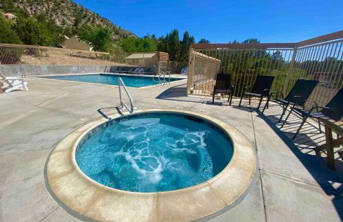 Treetop #5 at East Zion Resort - Foto 12