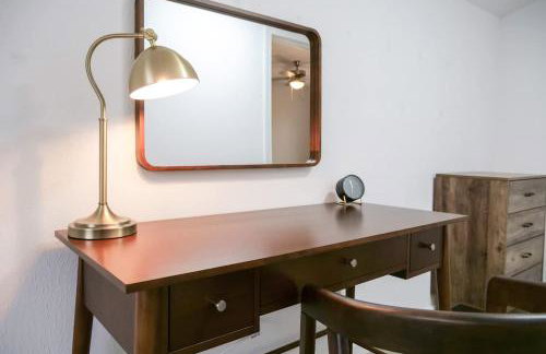 Family Friendly 4 BR Home Close To Downtown CLE! - Foto 32