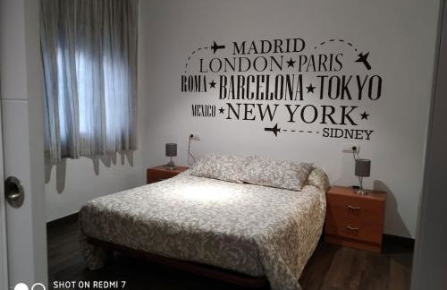 Apartamento privado en Terrassa, Barcelona - Photo 1