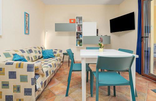 Agata verde con terrazza e giardino - Foto 14