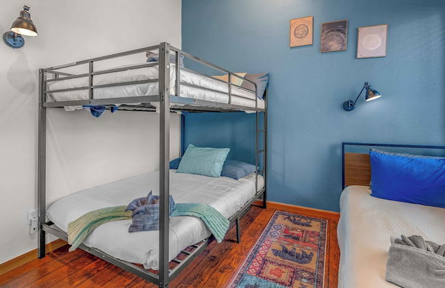 Fully Remodeled Tahoe Retreat with Game Room and Hot Tub - Foto 2