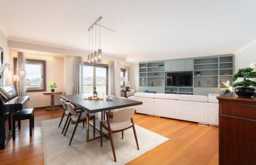 Elegant Riverfront Flat | Pool & Sports by Host Wise - Foto 2