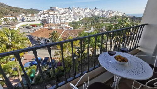 Apartamento María Platero Céntrico y con las mejores vistas del casco antiguo la montaña y el mar mediterráneo - Photo 2, Garden view