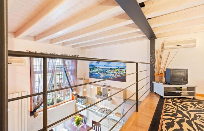 Stylish Loft Porta Romana - Photo 13