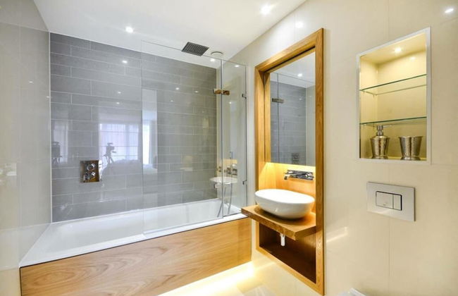 Charming 3 Bedroom Apartment in Central London - Foto 10
