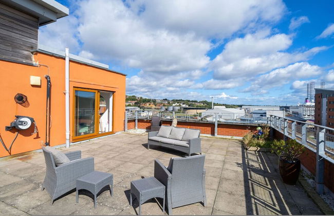 Twin Bridges - Quayside Penthouse - Photo 8