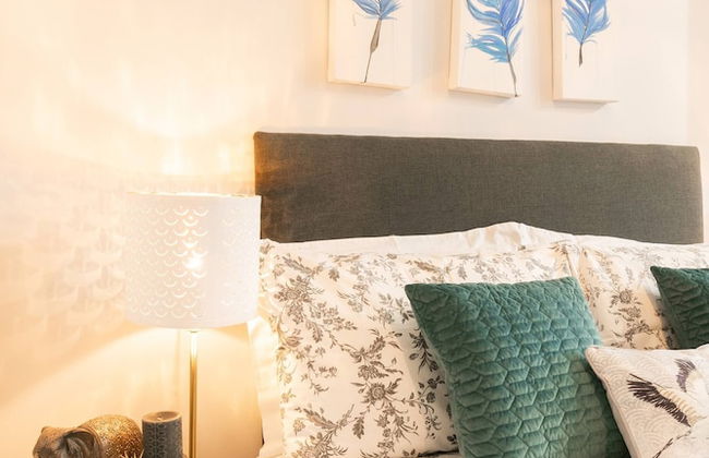 Room in Apartment - 12 Helena Luxury Serviced Apartment - Photo 8