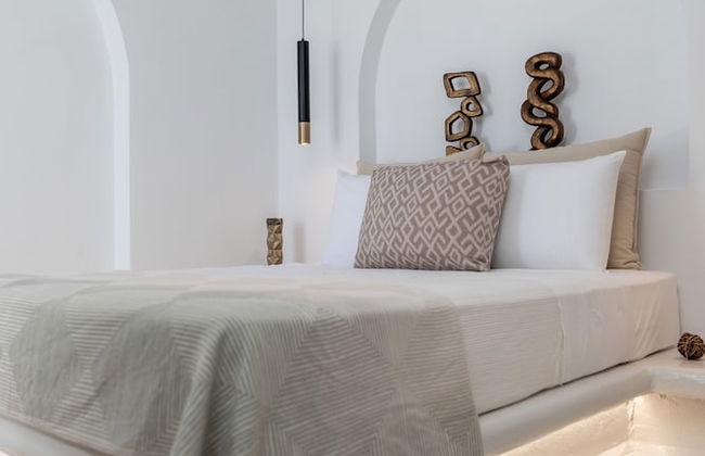 Naxian Lounge Villas - Photo 15