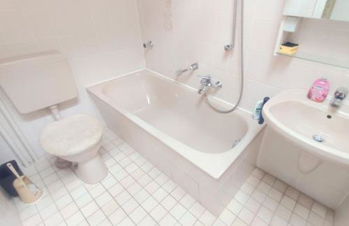 Wood Is Good! Kelkheim Central 24 7 Check In - Foto 19