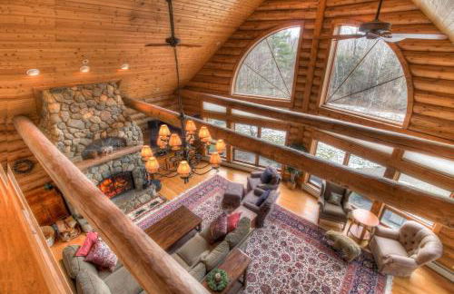 Most Luxury 7000 Sq ft Log Estate with Pool Hot Tub Sauna - Foto 36