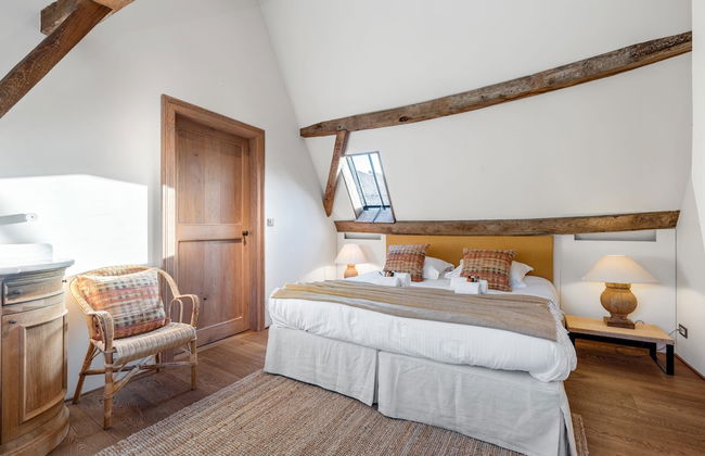 Beautiful and Authentic Penthouse in Bruges Center - Photo 10