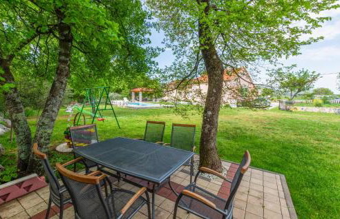 Three-Bedroom Holiday Home In Neoric - Photo 7