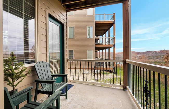 Cliffside Lake Retreat - 2 Bdr, Walk to Table Rock - Photo 31