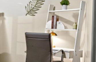 The Magnolia - Farmhouse Loft - Sleeps 10 - Valet - Foto 13