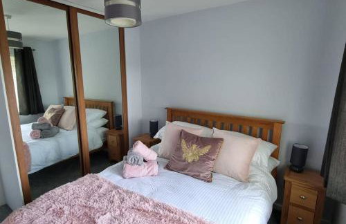 Windsor property near Legoland with free parking - Photo 12