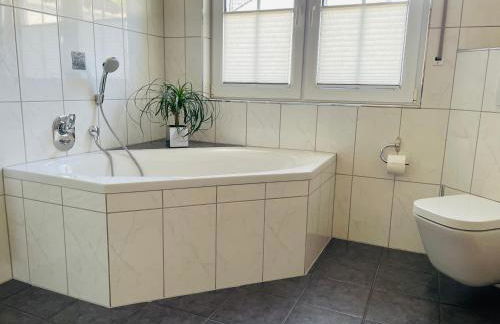 Moderne Ferienwohnung mit Sonnenbalkon in Fretter - Foto 17