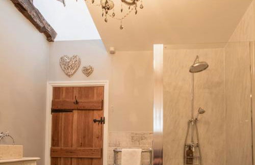 Charming 2 Bed House in Tewkesbury Centre - Foto 40