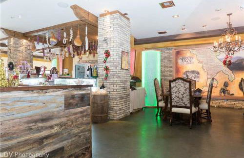 Oceanview on SAND located in Ocean Manor Resort Fort Lauderdale Beach 2 bed 2 bath spacious corner unit partial ocean view - Foto 19