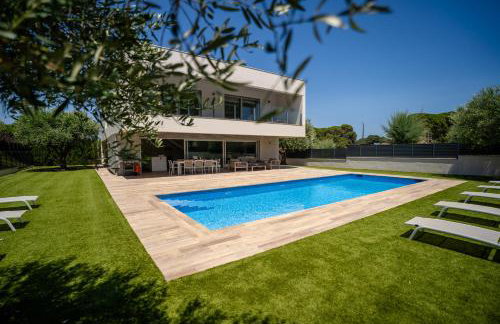 Modern Villa Olivera with Private Pool - Foto 1
