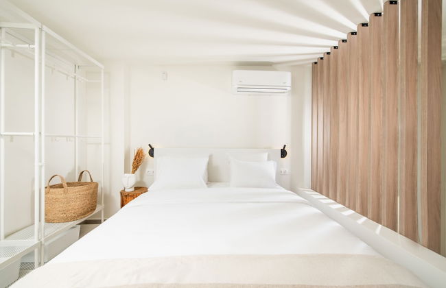 Serene seafront villas - Photo 3