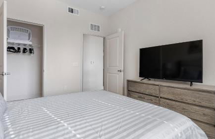 Landing Stylish 1BD Pool Clubhouse - Photo 76