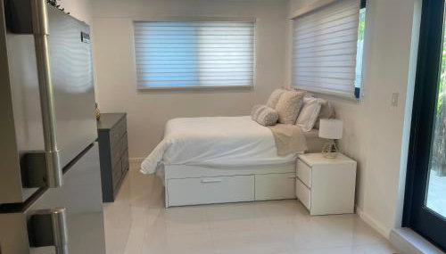 Studio close to airport - Photo 3