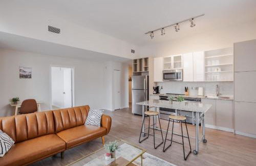 CozySuites at Sky Central - Foto 59