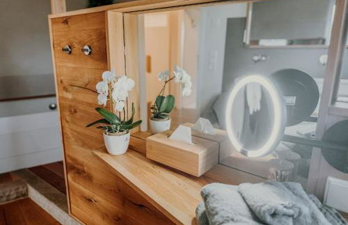 Schäfers - Ihr Wohlfühlort - Hochwertige Ausstattung, Naturgrundstück mit Bachlauf, Terrassen, WLAN, Parken - an 2 Seen bei Leipzig - Foto 17