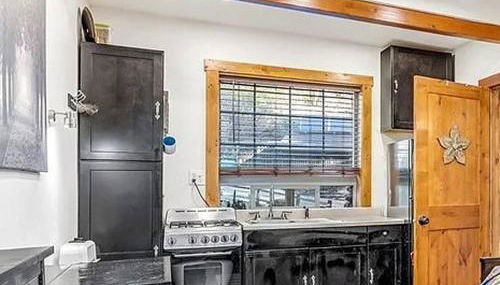 Secluded Off-Grid Retreat> Cabins+Hiking+Waterfall - Foto 5, Other