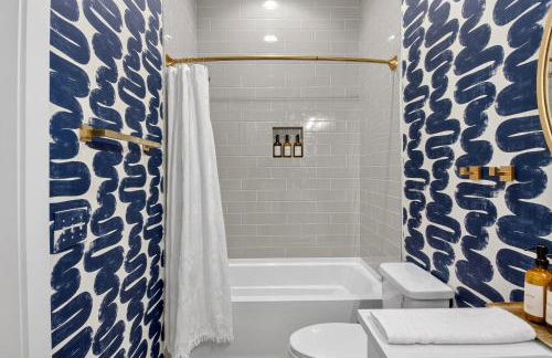 Boho-Chic Home with a Hot Tub, Fire Pit - Foto 36