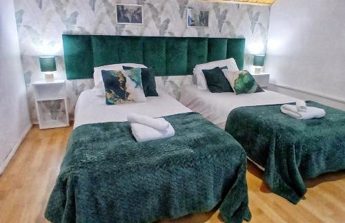 KRK stop near airport - Foto 1