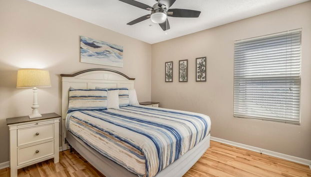 Beach Front 603 - Photo 3, Room