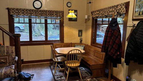 Secluded Forest Cabin in Rhododendron near Mt Hood Village in Oregon - Foto 3