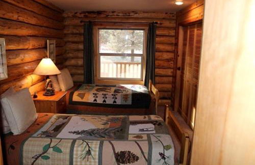 Peaceful Waterfront Log Cabin near Crater Lake National Forest, Oregon - Foto 10