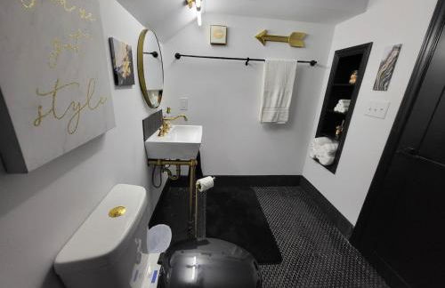 Spacious, Renovated, 5-bedroom Retreat, Near I-85 - Foto 42