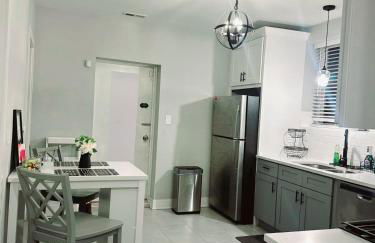 Cozy & Near Downtown & Hyde Park - Foto 15