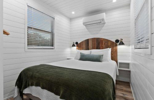 Container Home with Rooftop Views and Pickleball - Foto 15