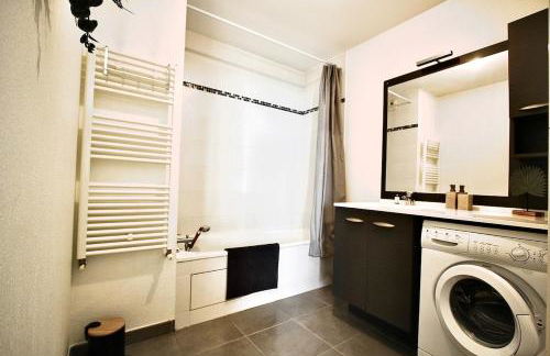 Appartement proche grands axes - parking privé - Foto 6